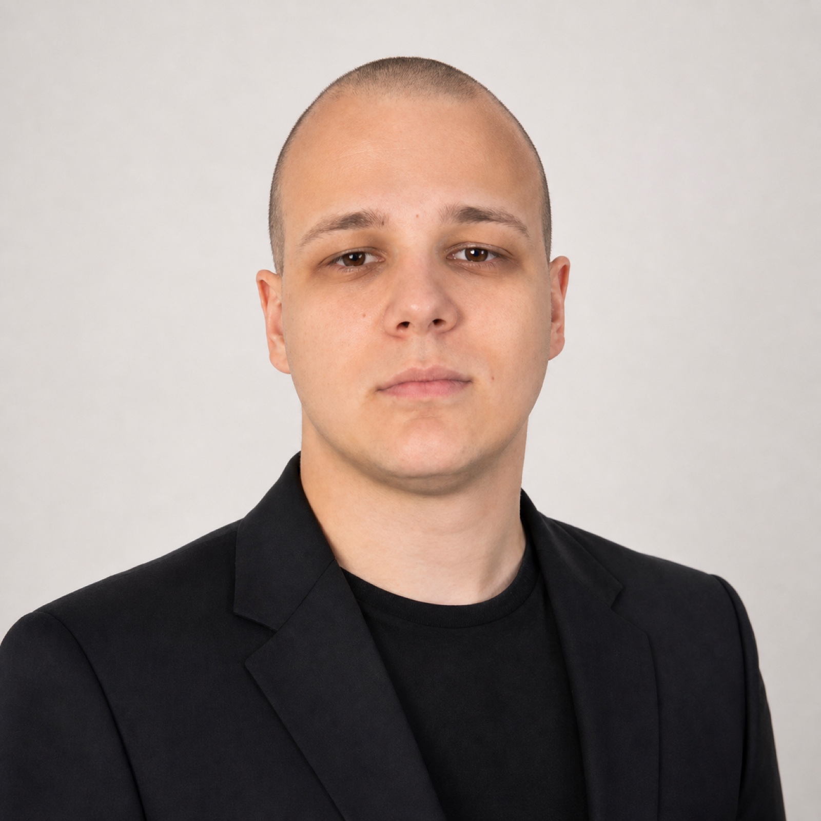 Andrej Glavnik wearing a black blazer